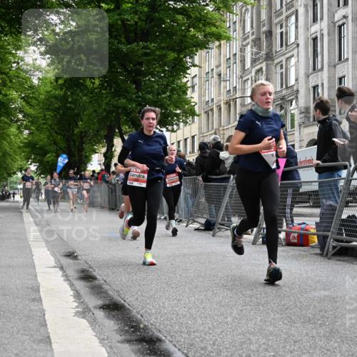 14.06.2026 - REWE Women's Run J. Mangold http://msf.ph/oto/9757835 14.06.2026 10:57:12 Ziel 5006, 5202, 5228, 5499, 5806, 5924 meine-sportfotos.de