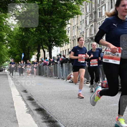 14.06.2026 - REWE Women's Run J. Mangold http://msf.ph/oto/9757847 14.06.2026 10:57:14 Ziel 5202, 5228, 5255, 5280, 5499, 5712, 5806, 5904, 5924 meine-sportfotos.de