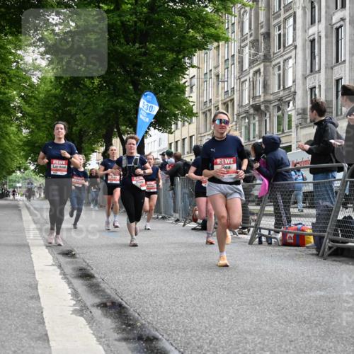 14.06.2026 - REWE Women's Run J. Mangold http://msf.ph/oto/9757858 14.06.2026 10:57:18 Ziel 5255, 5280, 5381, 5396, 5499, 5712, 5778, 5904, 5924 meine-sportfotos.de