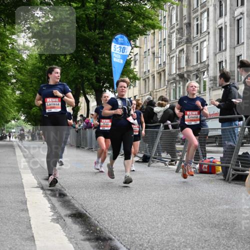 14.06.2026 - REWE Women's Run J. Mangold http://msf.ph/oto/9757869 14.06.2026 10:57:19 Ziel 5255, 5280, 5381, 5396, 5712, 5778, 5904, 5905, 5924 meine-sportfotos.de