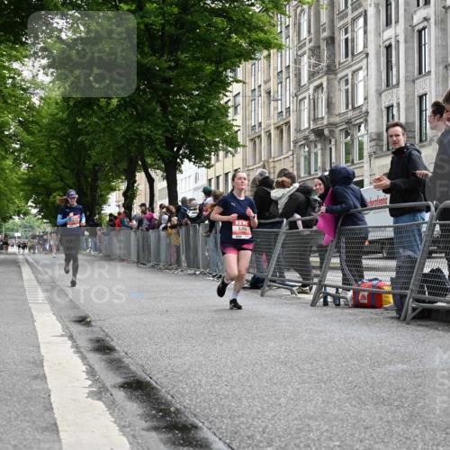 14.06.2026 - REWE Women's Run J. Mangold http://msf.ph/oto/9757895 14.06.2026 10:57:29 Ziel 5394, 5598, 5905 meine-sportfotos.de