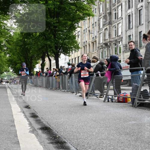 14.06.2026 - REWE Women's Run J. Mangold http://msf.ph/oto/9757898 14.06.2026 10:57:29 Ziel 5394, 5598, 5905 meine-sportfotos.de