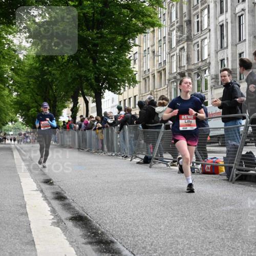 14.06.2026 - REWE Women's Run J. Mangold http://msf.ph/oto/9757902 14.06.2026 10:57:30 Ziel 5394, 5598 meine-sportfotos.de