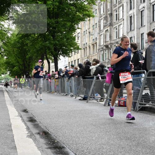 14.06.2026 - REWE Women's Run J. Mangold http://msf.ph/oto/9757968 14.06.2026 10:57:48 Ziel 5047, 5132, 5505, 5581, 5661, 5686, 5729 meine-sportfotos.de