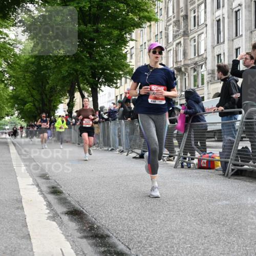 14.06.2026 - REWE Women's Run J. Mangold http://msf.ph/oto/9757977 14.06.2026 10:57:50 Ziel 5047, 5505, 5604, 5661, 5686, 5729 meine-sportfotos.de