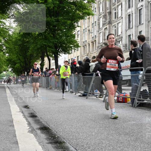 14.06.2026 - REWE Women's Run J. Mangold http://msf.ph/oto/9757991 14.06.2026 10:57:53 Ziel 5113, 5505, 5604, 5661, 5686 meine-sportfotos.de