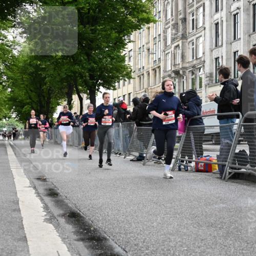 14.06.2026 - REWE Women's Run J. Mangold http://msf.ph/oto/9758038 14.06.2026 10:58:04 Ziel 5111, 5303, 5320, 5679, 5871, 5898 meine-sportfotos.de