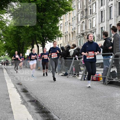 14.06.2026 - REWE Women's Run J. Mangold http://msf.ph/oto/9758044 14.06.2026 10:58:05 Ziel 5111, 5303, 5320, 5679, 5871, 5898 meine-sportfotos.de