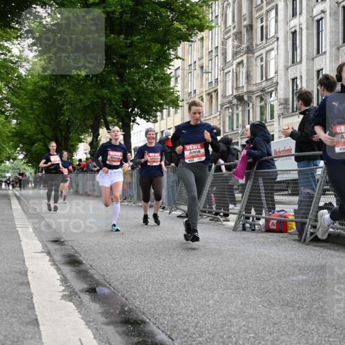 14.06.2026 - REWE Women's Run J. Mangold http://msf.ph/oto/9758051 14.06.2026 10:58:05 Ziel 5111, 5303, 5320, 5679, 5871, 5898 meine-sportfotos.de