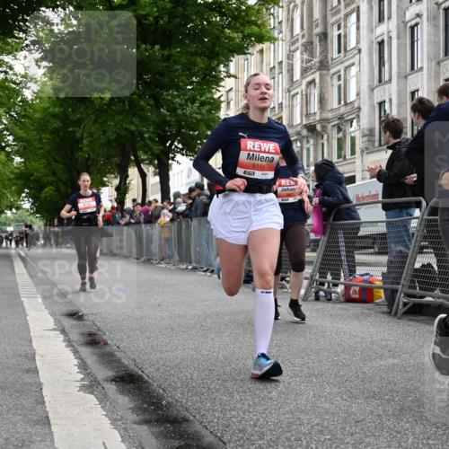 14.06.2026 - REWE Women's Run J. Mangold http://msf.ph/oto/9758064 14.06.2026 10:58:07 Ziel 5107, 5111, 5303, 5320, 5871, 5898 meine-sportfotos.de