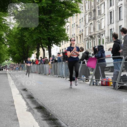 14.06.2026 - REWE Women's Run J. Mangold http://msf.ph/oto/9758108 14.06.2026 10:58:20 Ziel 5086, 5713, 5980 meine-sportfotos.de