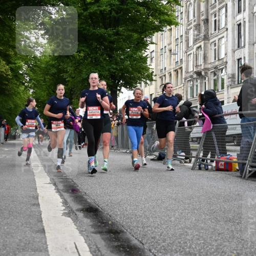 14.06.2026 - REWE Women's Run J. Mangold http://msf.ph/oto/9758141 14.06.2026 10:58:33 Ziel 5066, 5067, 5402, 5553, 5585, 5616, 5741, 5766, 5911, 6036 meine-sportfotos.de