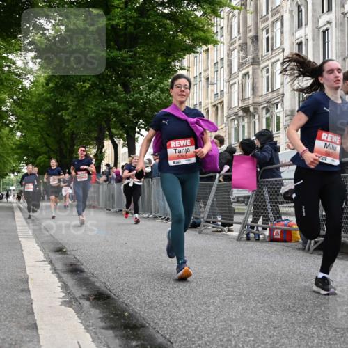 14.06.2026 - REWE Women's Run J. Mangold http://msf.ph/oto/9758169 14.06.2026 10:58:36 Ziel 5066, 5067, 5142, 5144, 5154, 5226, 5376, 5402, 5553, 5585, 5616, 5741, 5766, 5911, 6036 meine-sportfotos.de