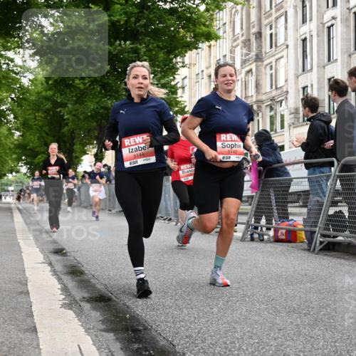 14.06.2026 - REWE Women's Run J. Mangold http://msf.ph/oto/9758197 14.06.2026 10:58:41 Ziel 5142, 5144, 5154, 5226, 5376, 5703, 5741, 5986 meine-sportfotos.de