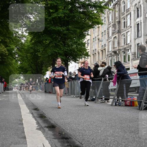 14.06.2026 - REWE Women's Run J. Mangold http://msf.ph/oto/9758221 14.06.2026 10:58:47 Ziel 5595, 5675, 5703, 5986 meine-sportfotos.de
