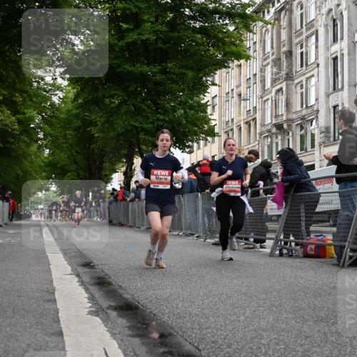 14.06.2026 - REWE Women's Run J. Mangold http://msf.ph/oto/9758225 14.06.2026 10:58:47 Ziel 5595, 5675, 5703, 5986 meine-sportfotos.de