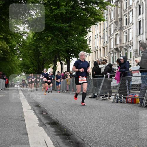 14.06.2026 - REWE Women's Run J. Mangold http://msf.ph/oto/9758257 14.06.2026 10:58:56 Ziel 5095, 5731, 6054, 6056 meine-sportfotos.de