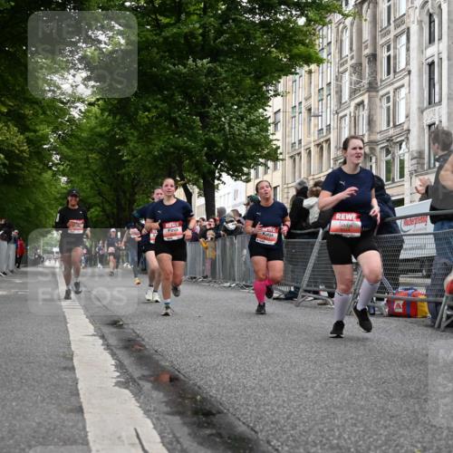 14.06.2026 - REWE Women's Run J. Mangold http://msf.ph/oto/9758285 14.06.2026 10:59:01 Ziel 5095, 5172, 5337, 5635, 5731, 6011, 6020, 6054, 6056 meine-sportfotos.de
