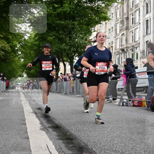 14.06.2026 - REWE Women's Run J. Mangold http://msf.ph/oto/9758303 14.06.2026 10:59:03 Ziel 5095, 5172, 5337, 5635, 5731, 6011, 6020, 6054 meine-sportfotos.de