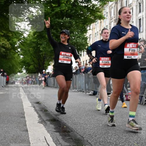 14.06.2026 - REWE Women's Run J. Mangold http://msf.ph/oto/9758309 14.06.2026 10:59:03 Ziel 5095, 5172, 5337, 5635, 5731, 6011, 6020, 6054 meine-sportfotos.de