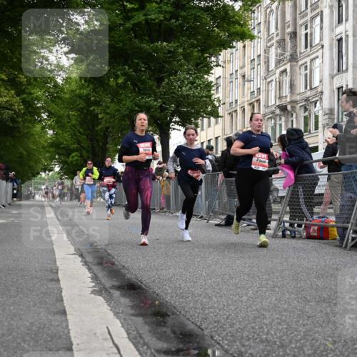 14.06.2026 - REWE Women's Run J. Mangold http://msf.ph/oto/9758325 14.06.2026 10:59:12 Ziel 5032, 5117, 5404, 5409, 5590, 5701, 6016 meine-sportfotos.de