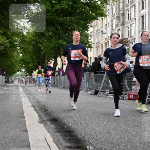 14.06.2026 - REWE Women's Run J. Mangold http://msf.ph/oto/9758334 14.06.2026 10:59:13 Ziel 5032, 5117, 5404, 5409, 5590, 5701, 6016 meine-sportfotos.de