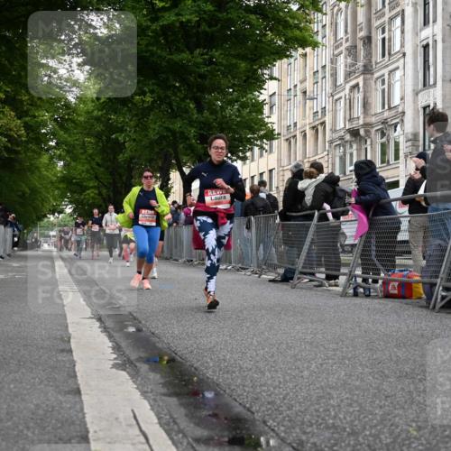 14.06.2026 - REWE Women's Run J. Mangold http://msf.ph/oto/9758339 14.06.2026 10:59:15 Ziel 5032, 5117, 5404, 5409, 5536, 5590, 5701, 6016 meine-sportfotos.de
