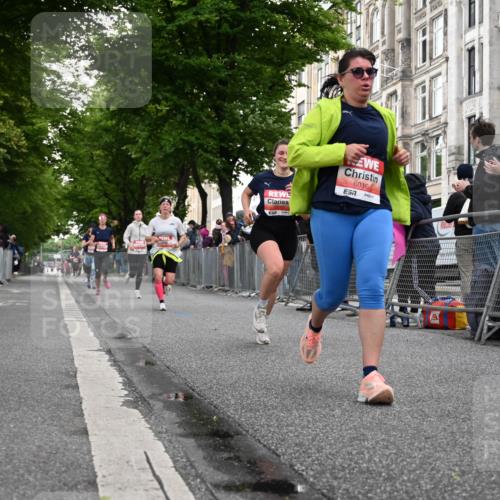 14.06.2026 - REWE Women's Run J. Mangold http://msf.ph/oto/9758365 14.06.2026 10:59:18 Ziel 5117, 5404, 5418, 5536, 5560, 5590, 5634, 5642, 5701, 6016 meine-sportfotos.de
