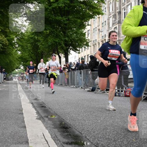 14.06.2026 - REWE Women's Run J. Mangold http://msf.ph/oto/9758370 14.06.2026 10:59:18 Ziel 5117, 5404, 5418, 5536, 5560, 5590, 5634, 5642, 5701, 6016 meine-sportfotos.de