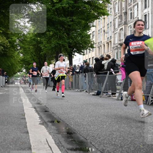 14.06.2026 - REWE Women's Run J. Mangold http://msf.ph/oto/9758371 14.06.2026 10:59:19 Ziel 5117, 5418, 5536, 5560, 5590, 5634, 5642, 6016, 6017 meine-sportfotos.de