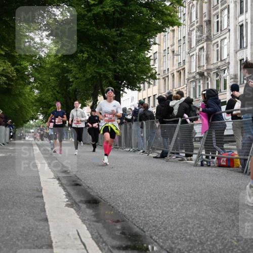 14.06.2026 - REWE Women's Run J. Mangold http://msf.ph/oto/9758373 14.06.2026 10:59:19 Ziel 5117, 5418, 5536, 5560, 5590, 5634, 5642, 6016, 6017 meine-sportfotos.de
