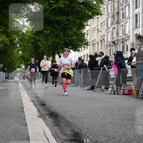 14.06.2026 - REWE Women's Run J. Mangold http://msf.ph/oto/9758375 14.06.2026 10:59:19 Ziel 5117, 5418, 5536, 5560, 5590, 5634, 5642, 6016, 6017 meine-sportfotos.de