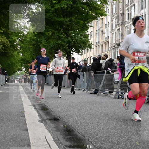 14.06.2026 - REWE Women's Run J. Mangold http://msf.ph/oto/9758393 14.06.2026 10:59:21 Ziel 5117, 5418, 5536, 5560, 5590, 5634, 5642, 6016, 6017 meine-sportfotos.de