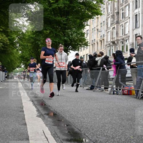 14.06.2026 - REWE Women's Run J. Mangold http://msf.ph/oto/9758398 14.06.2026 10:59:21 Ziel 5117, 5418, 5536, 5560, 5590, 5634, 5642, 6016, 6017 meine-sportfotos.de