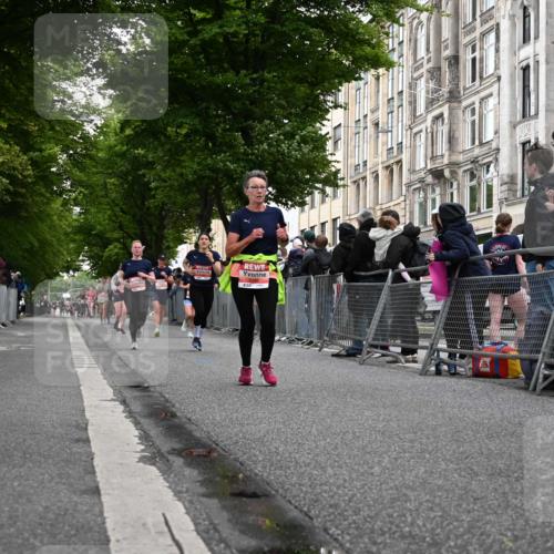14.06.2026 - REWE Women's Run J. Mangold http://msf.ph/oto/9758448 14.06.2026 10:59:30 Ziel 5139, 5258, 5886, 5928, 6030, 6031 meine-sportfotos.de