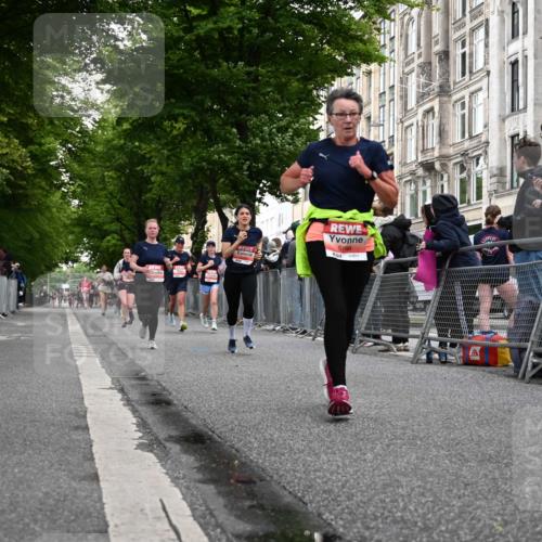 14.06.2026 - REWE Women's Run J. Mangold http://msf.ph/oto/9758462 14.06.2026 10:59:31 Ziel 5139, 5258, 5886, 5928, 6030, 6031 meine-sportfotos.de