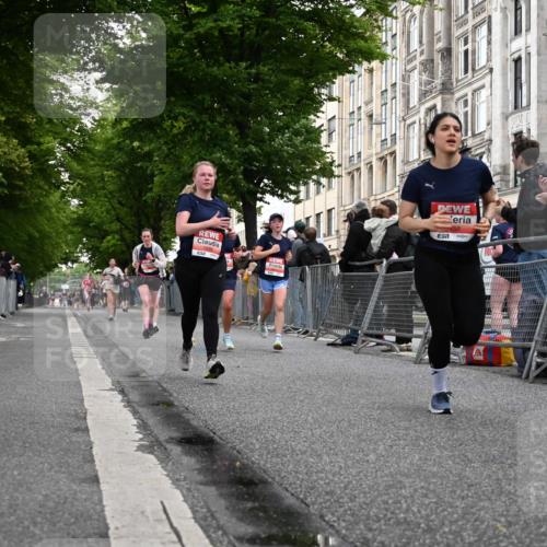14.06.2026 - REWE Women's Run J. Mangold http://msf.ph/oto/9758481 14.06.2026 10:59:33 Ziel 5094, 5139, 5217, 5258, 5569, 5886, 5928, 6030, 6031 meine-sportfotos.de