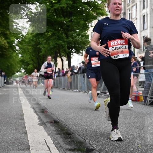 14.06.2026 - REWE Women's Run J. Mangold http://msf.ph/oto/9758500 14.06.2026 10:59:35 Ziel 5094, 5139, 5217, 5258, 5569, 5873, 5886, 6030, 6031 meine-sportfotos.de
