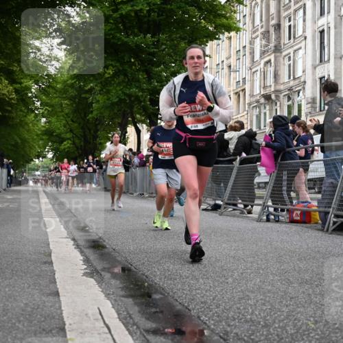 14.06.2026 - REWE Women's Run J. Mangold http://msf.ph/oto/9758519 14.06.2026 10:59:38 Ziel 5094, 5217, 5258, 5569, 5873, 5886, 6030, 6031 meine-sportfotos.de