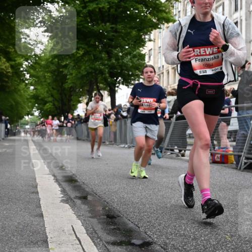 14.06.2026 - REWE Women's Run J. Mangold http://msf.ph/oto/9758527 14.06.2026 10:59:38 Ziel 5094, 5217, 5258, 5569, 5873, 5886, 6030, 6031 meine-sportfotos.de