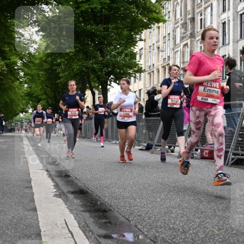 14.06.2026 - REWE Women's Run J. Mangold http://msf.ph/oto/9758554 14.06.2026 10:59:46 Ziel 5101, 5274, 5286, 5340, 5526, 5801, 5821, 5892, 6034, 6035 meine-sportfotos.de