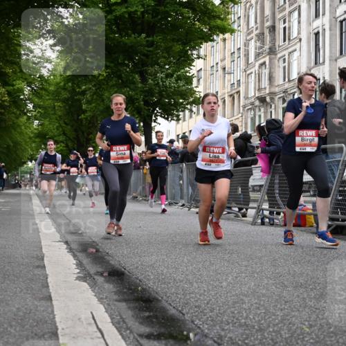 14.06.2026 - REWE Women's Run J. Mangold http://msf.ph/oto/9758562 14.06.2026 10:59:46 Ziel 5101, 5274, 5286, 5340, 5526, 5801, 5821, 5892, 6034, 6035 meine-sportfotos.de