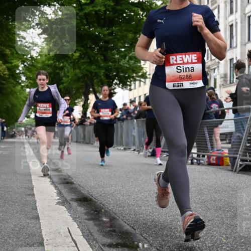 14.06.2026 - REWE Women's Run J. Mangold http://msf.ph/oto/9758575 14.06.2026 10:59:48 Ziel 5101, 5274, 5284, 5286, 5340, 5526, 5801, 5821, 5892, 6034, 6035 meine-sportfotos.de