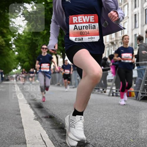 14.06.2026 - REWE Women's Run J. Mangold http://msf.ph/oto/9758584 14.06.2026 10:59:49 Ziel 5101, 5274, 5284, 5286, 5340, 5526, 5801, 5821, 5892, 6034, 6035 meine-sportfotos.de
