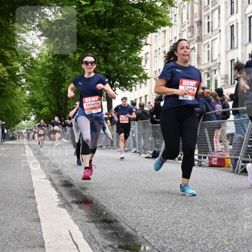14.06.2026 - REWE Women's Run J. Mangold http://msf.ph/oto/9758586 14.06.2026 10:59:49 Ziel 5101, 5274, 5284, 5286, 5340, 5526, 5801, 5821, 5892, 6034, 6035 meine-sportfotos.de