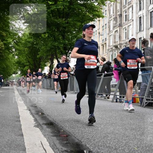 14.06.2026 - REWE Women's Run J. Mangold http://msf.ph/oto/9758605 14.06.2026 10:59:52 Ziel 5101, 5274, 5284, 5792, 5801, 5892, 5930, 5954, 6034, 6035 meine-sportfotos.de