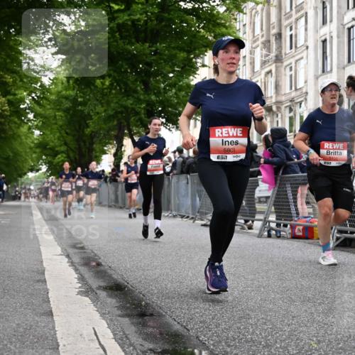 14.06.2026 - REWE Women's Run J. Mangold http://msf.ph/oto/9758608 14.06.2026 10:59:52 Ziel 5101, 5274, 5284, 5792, 5801, 5892, 5930, 5954, 6034, 6035 meine-sportfotos.de