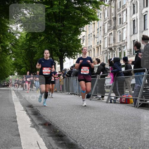 14.06.2026 - REWE Women's Run J. Mangold http://msf.ph/oto/9758653 14.06.2026 10:59:59 Ziel 5143, 5233, 5322, 5691, 5692, 5792, 5930, 5954 meine-sportfotos.de