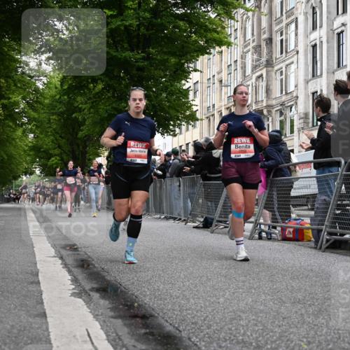 14.06.2026 - REWE Women's Run J. Mangold http://msf.ph/oto/9758659 14.06.2026 10:59:59 Ziel 5143, 5233, 5322, 5691, 5692, 5792, 5930, 5954 meine-sportfotos.de