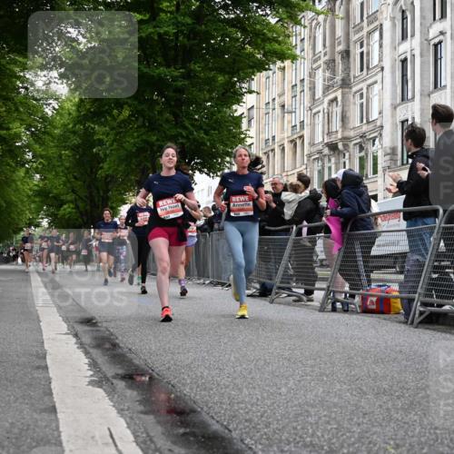 14.06.2026 - REWE Women's Run J. Mangold http://msf.ph/oto/9758694 14.06.2026 11:00:04 Ziel 5143, 5233, 5322, 5403, 5415, 5691, 5692, 5782, 5929, 6019, 6040 meine-sportfotos.de